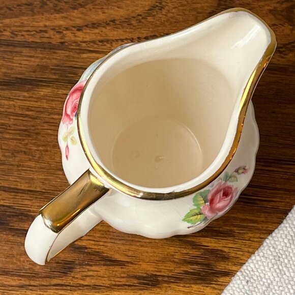 Porcelain Creamer by Sadler, England - Picture 10 of 13